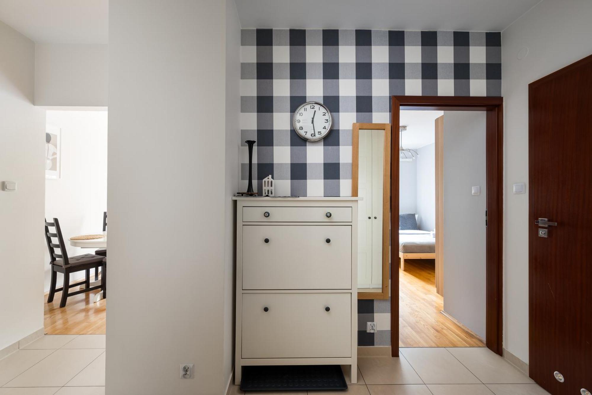 Metro Ksiecia Janusza Cosy Apartment Warschau